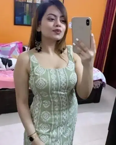 Call Girl in Malhargarh